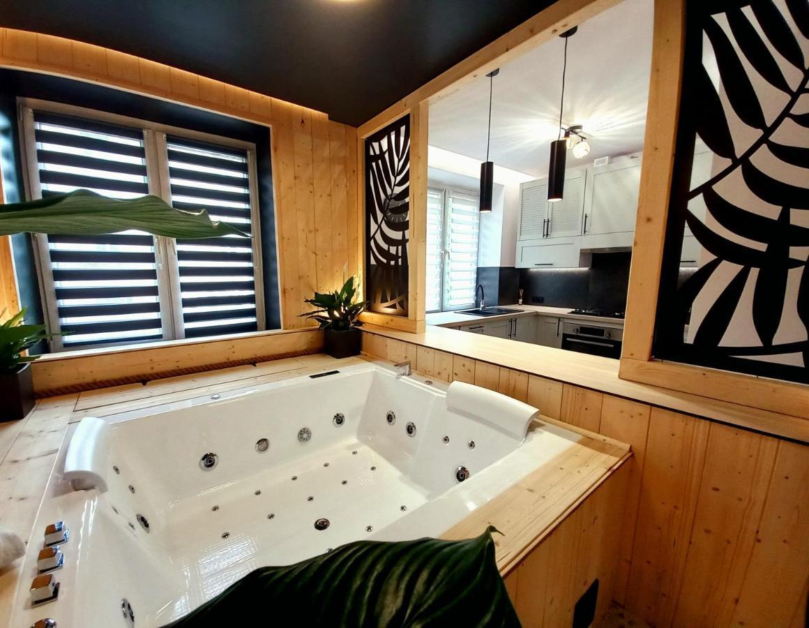 Vip Apartament Malmeda Jacuzzi เบียวิสตอก ภายนอก รูปภาพ